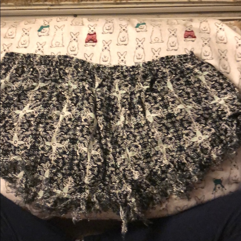 5 for $20 Volcom floral shorts